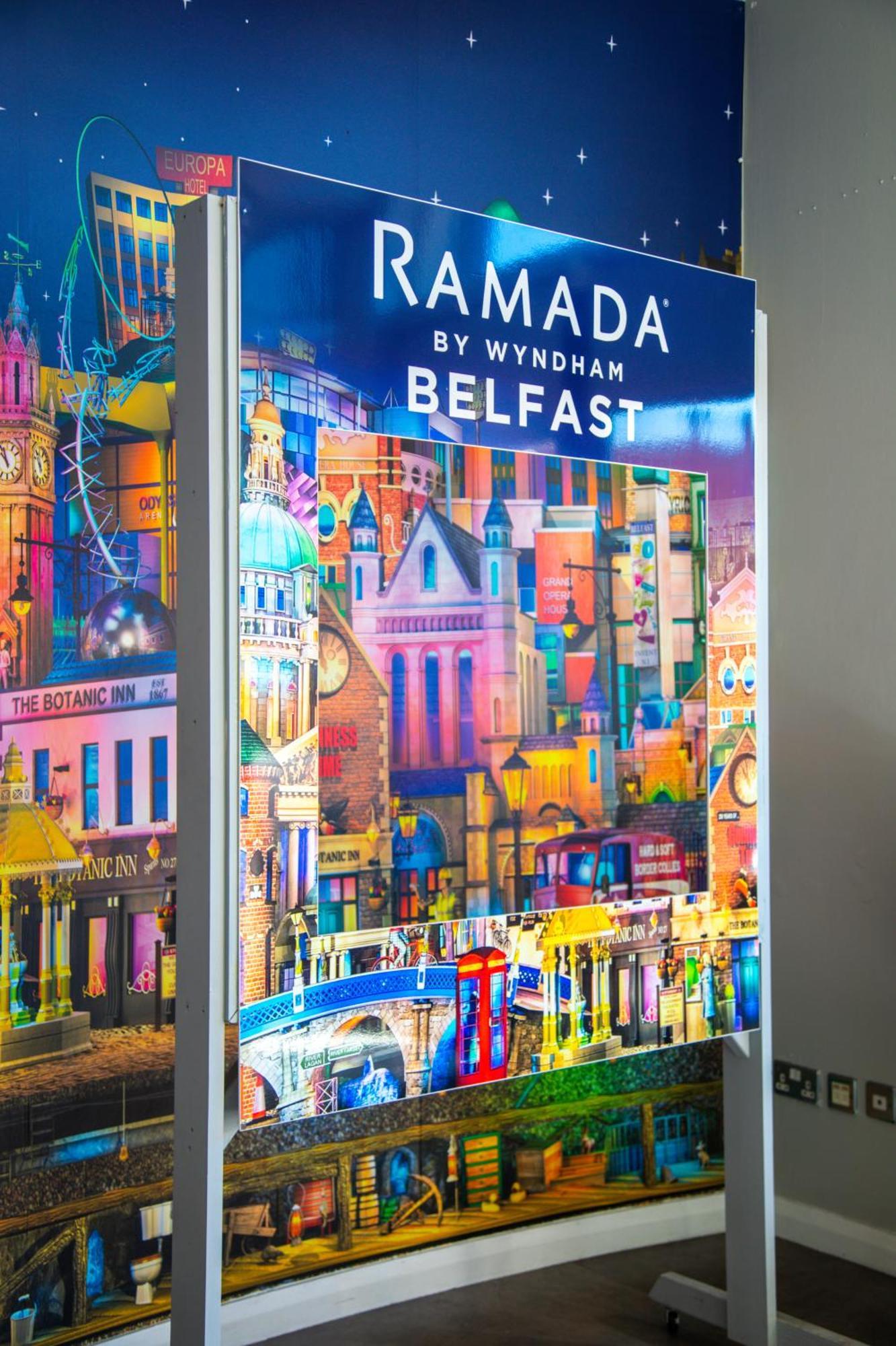 Ramada By Wyndham Belfast Hotel Eksteriør billede