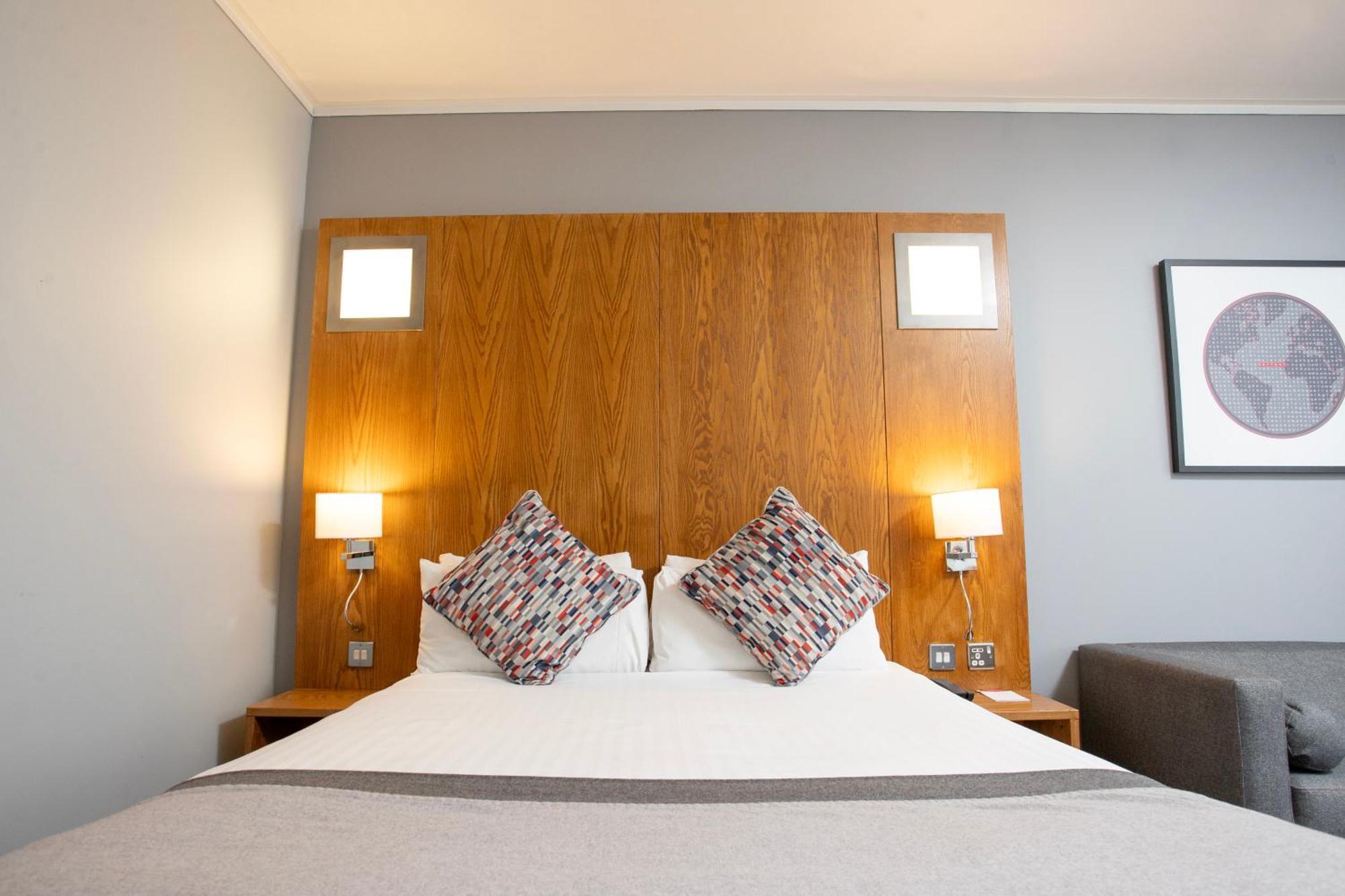 Ramada By Wyndham Belfast Hotel Eksteriør billede