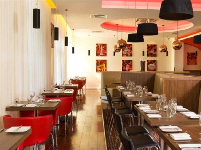 Ramada By Wyndham Belfast Hotel Eksteriør billede
