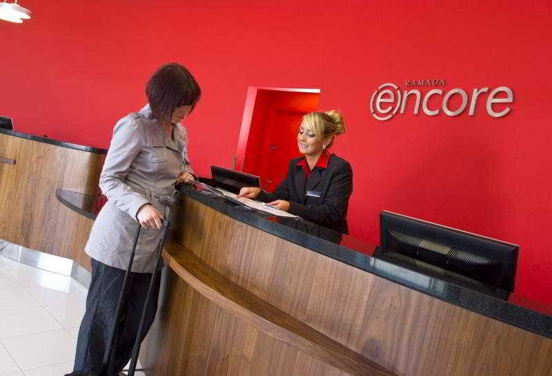Ramada By Wyndham Belfast Hotel Eksteriør billede
